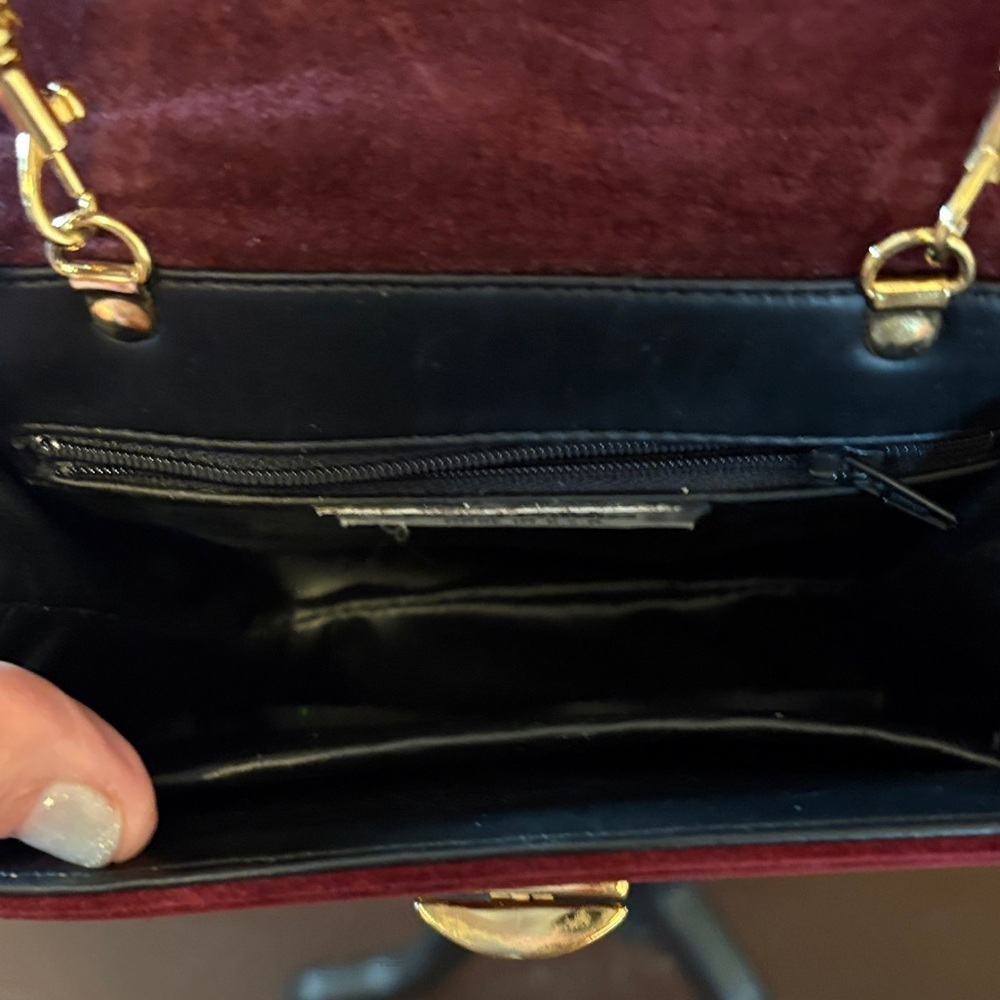 Elegant red wine, suede vintage Frenchy Crossbody Bag - Picture 9 of 11